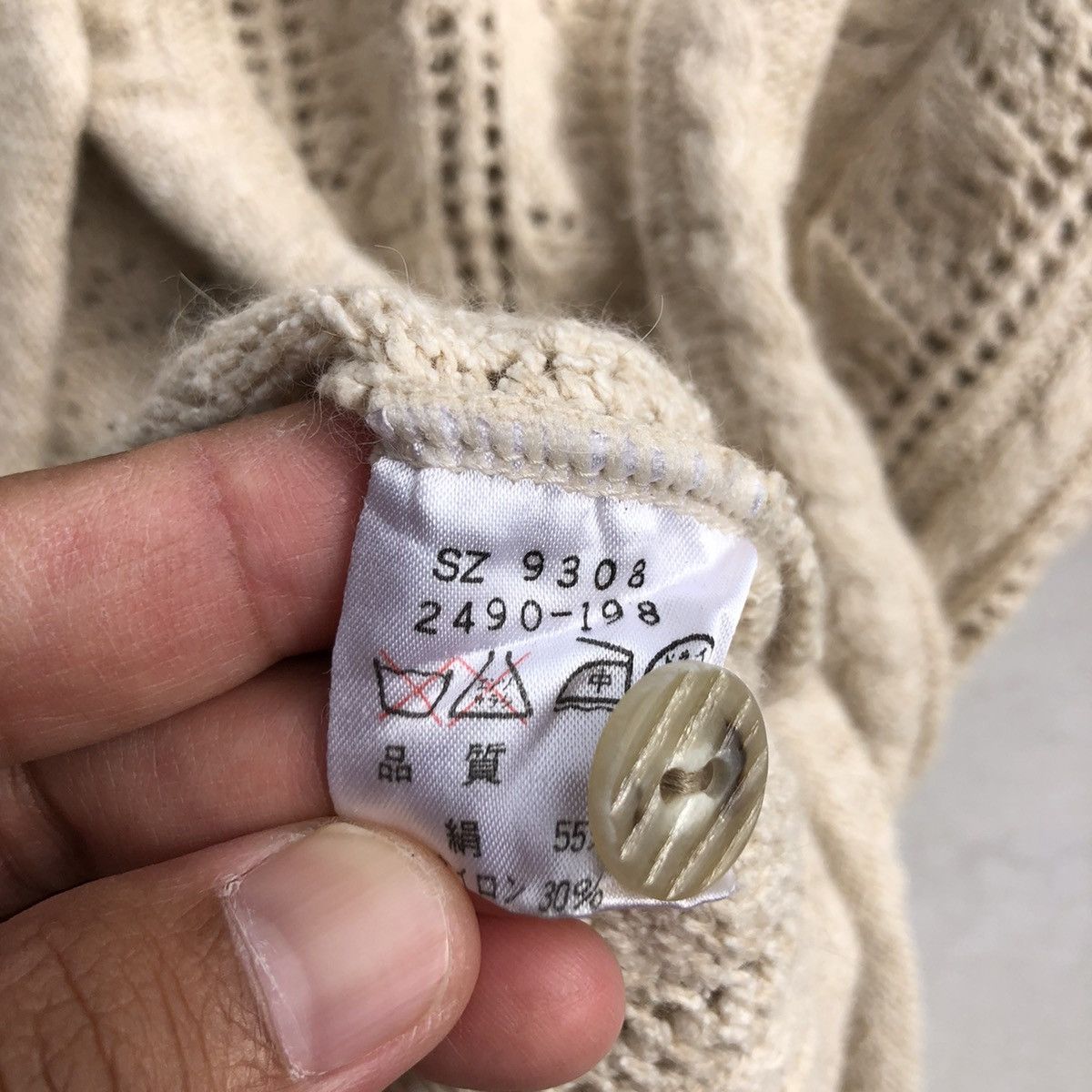 Japanese Brand 🔥Accept Binding Offer🔥 Pou Dou Dou Wool Size US M / EU 48-50 / 2 - 7 Thumbnail