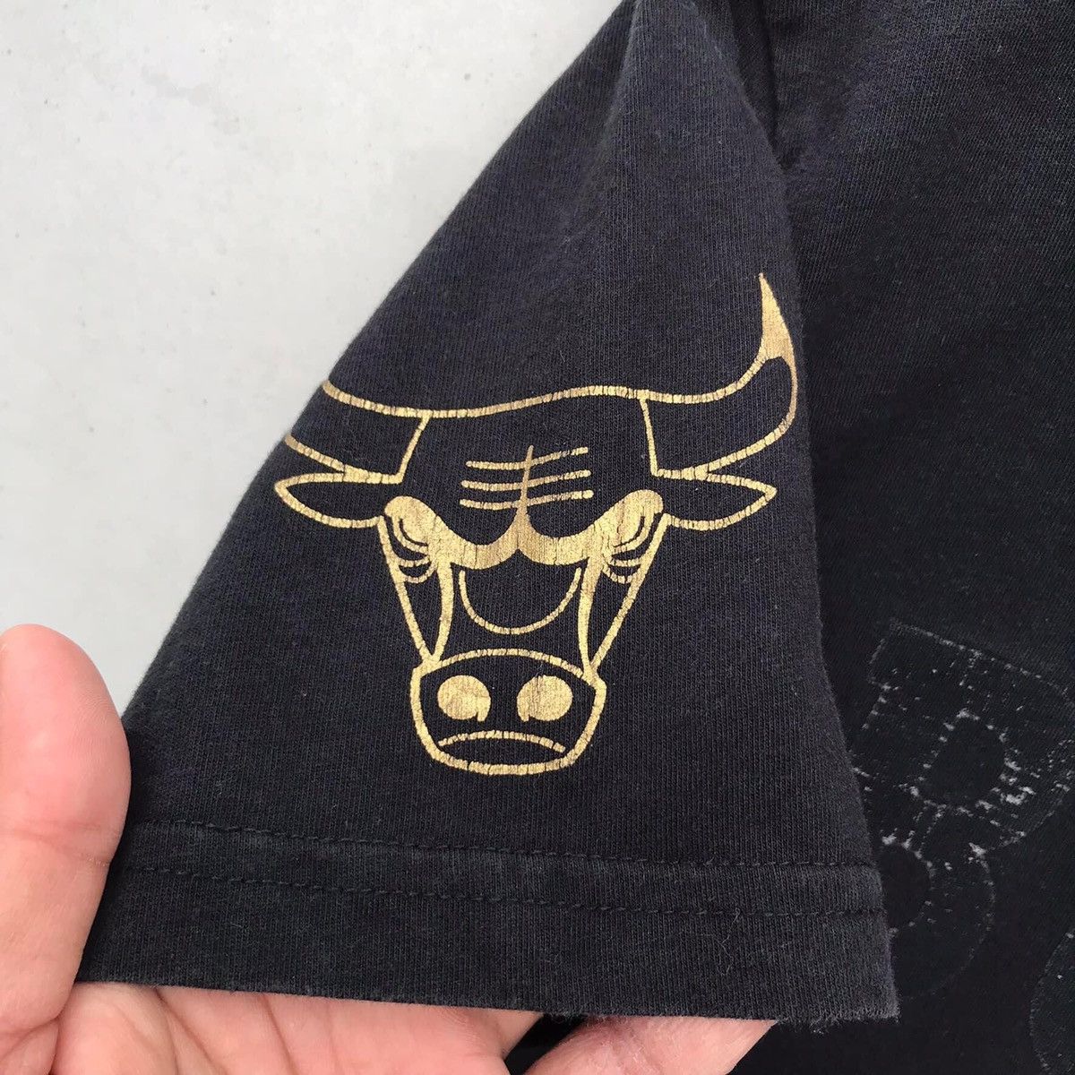 NBA 🔥Accept Binding Offer🔥 Chicago Bulls NBA Size US M / EU 48-50 / 2 - 7 Thumbnail