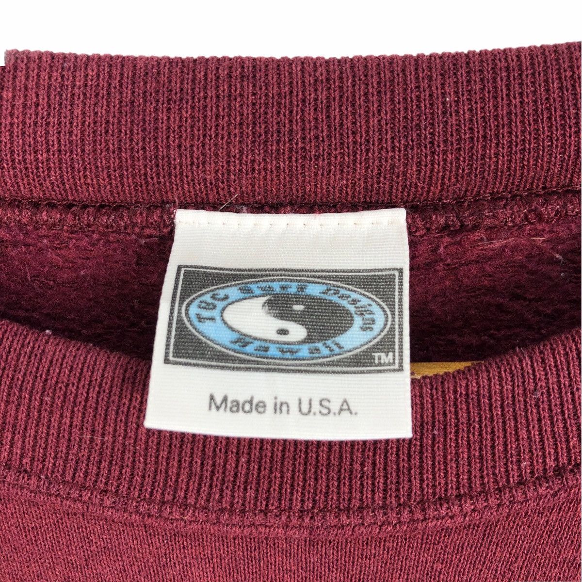 Vintage Vintage 90s T&C Surf Design Hawaii Crewneck Sweatshirt Size US L / EU 52-54 / 3 - 6 Thumbnail