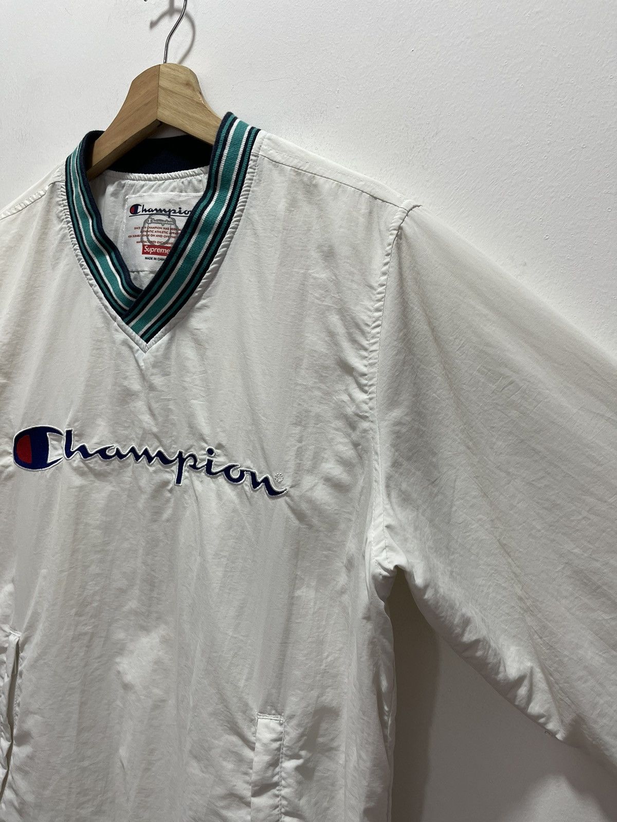 Champion × Supreme CHAMPION X SUPREME VNECK EMBROIDERY SWEATSHIRT Size US M / EU 48-50 / 2 - 3 Thumbnail