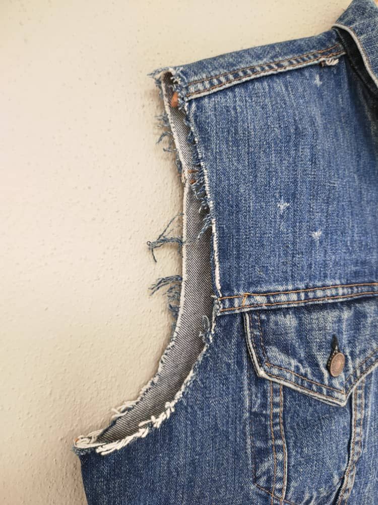 Levi's 80s VTG Distressed Levi's Denim Jacket Made in USA Size US M / EU 48-50 / 2 - 4 Thumbnail