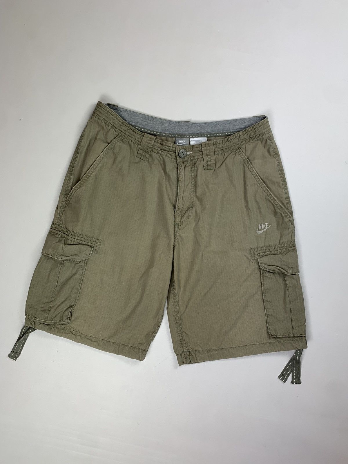 Other VTG Y2K Nike drill cargo short Size US 33 - 1 Thumbnail