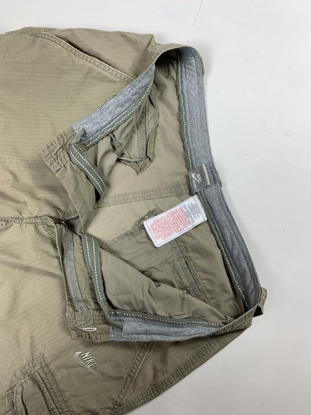Other VTG Y2K Nike drill cargo short Size US 33 - 13 Thumbnail