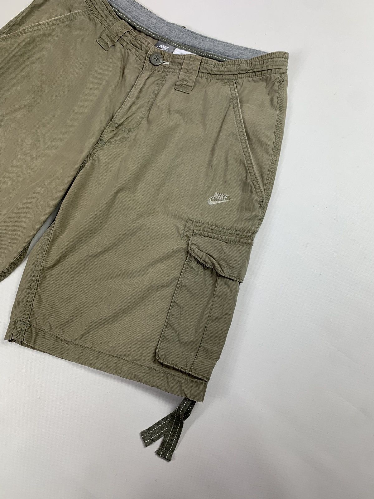 Other VTG Y2K Nike drill cargo short Size US 33 - 2 Thumbnail
