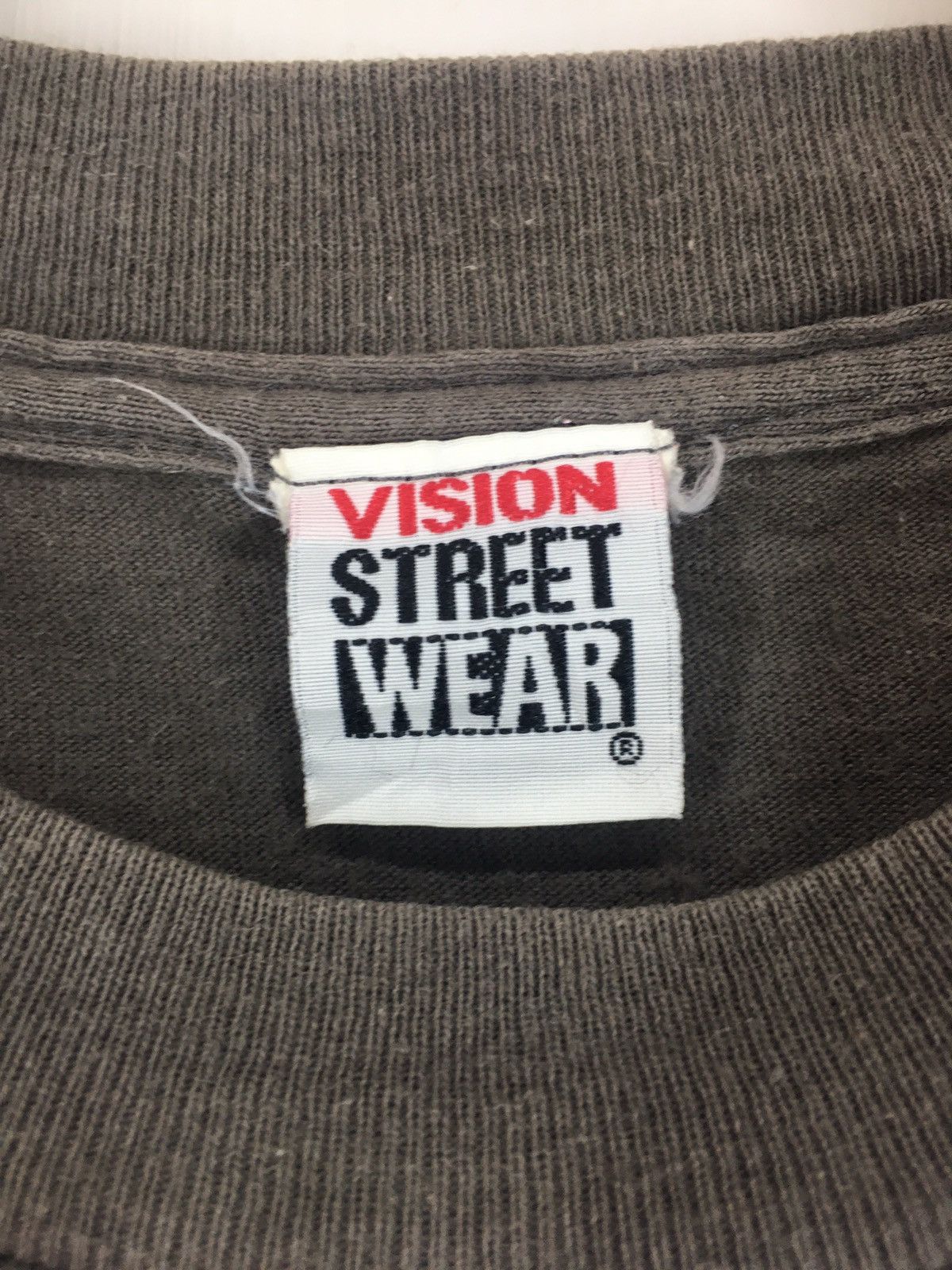 Vision Streetwear Vintage 90s vision Streetwear skateboard t shirt Size US M / EU 48-50 / 2 - 6 Thumbnail