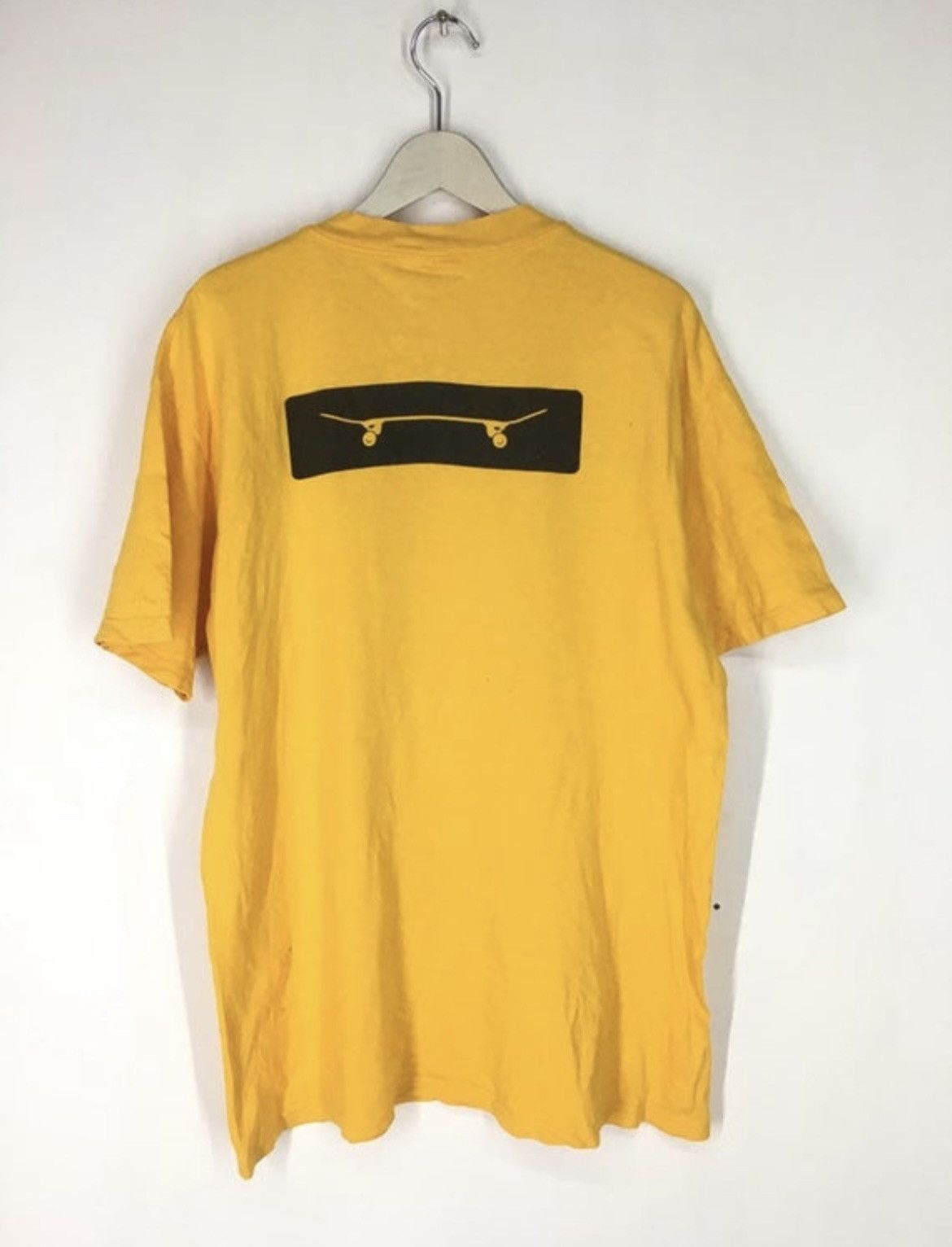 Vintage Vintage 90s Real red star Real skateboard skate t shirt Size US L / EU 52-54 / 3 - 2 Thumbnail