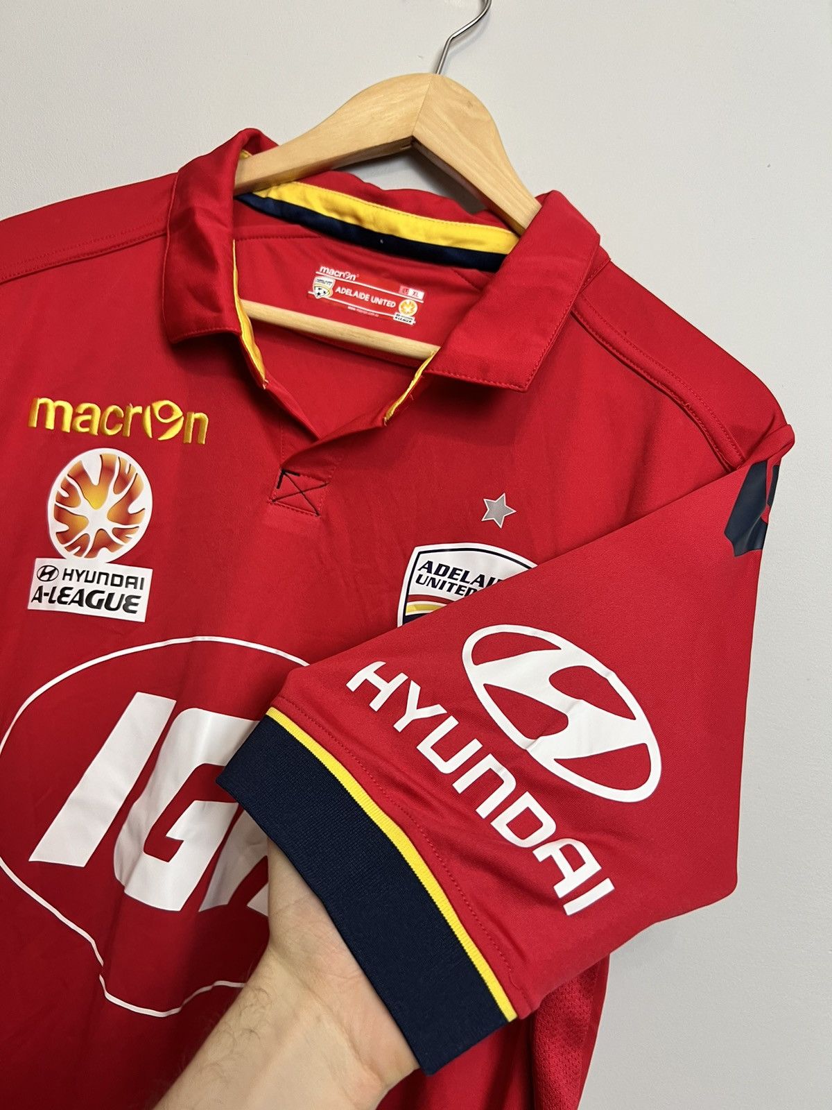 Macron Rare Vintage Macron Adelaide Australia 00s Jersey Soccer Kit Size US XL / EU 56 / 4 - 5 Thumbnail