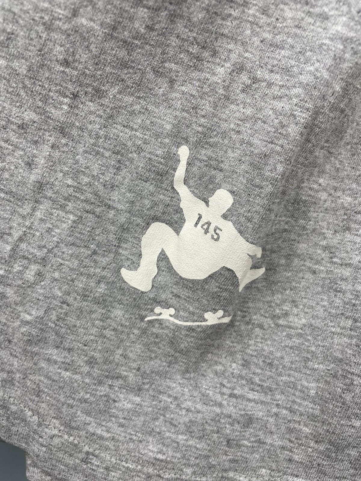 Vintage Vintage 90s onefortyfive skateboard 145 skateboard t shirt Size US XL / EU 56 / 4 - 5 Thumbnail