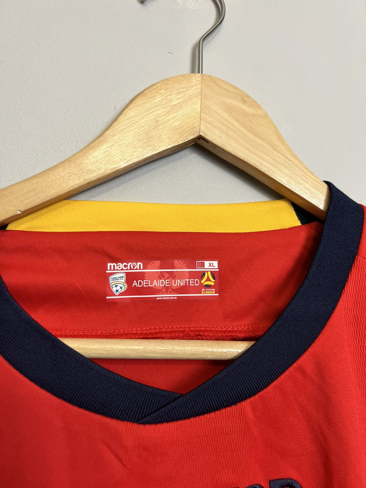 Macron Rare Vintage Macron Adelaide Australia 00s Jersey Soccer Kit Size US XL / EU 56 / 4 - 5 Thumbnail