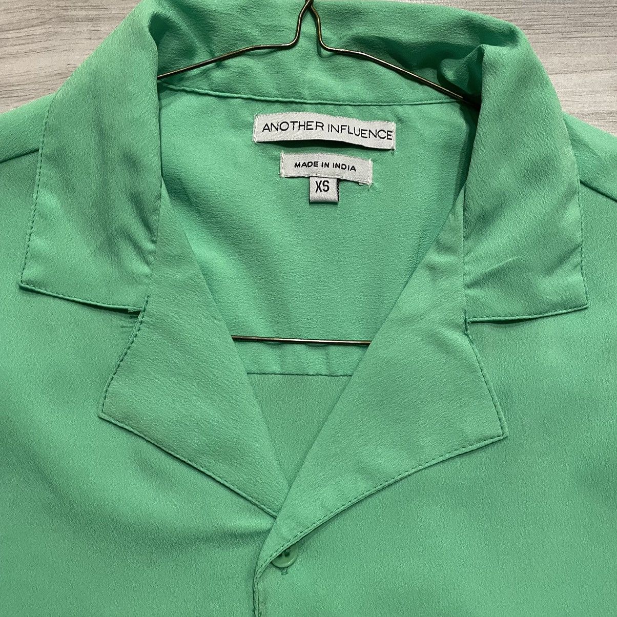 Asos Another Influence Green Neon Revere Shirt Xs Size US XS / EU 42 / 0 - 2 Thumbnail