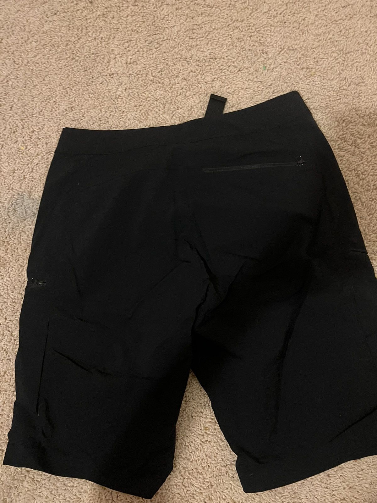 Arc'teryx Arc’teryx Cargo shorts Size US 30 / EU 46 - 4 Thumbnail