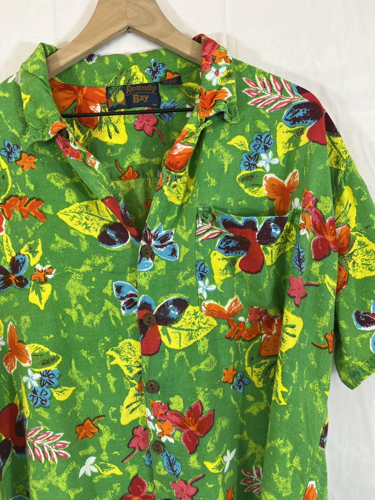 Vintage Rayon Vintage Hawaiian Style Retro Island Shirt Size US L / EU 52-54 / 3 - 1 Thumbnail