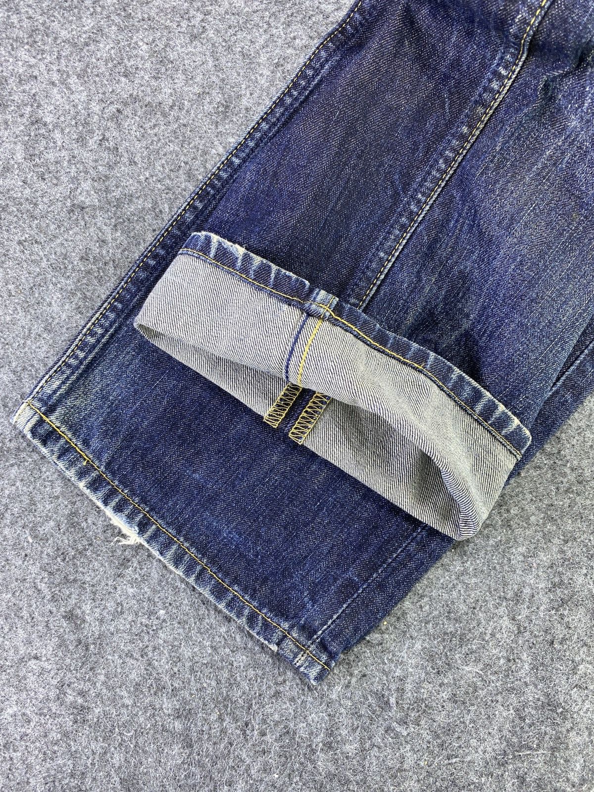 Levi's Vintage Levi's 502 Jeans Distress Blue Wash - J829 Size US 30 / EU 46 - 6 Thumbnail