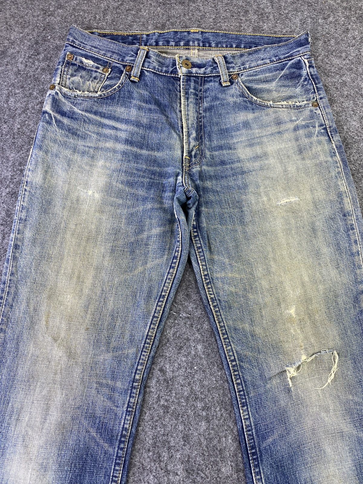 Levi's Vintage Levi's 502 Jeans Distress Blue Wash - J830 Size US 33 - 9 Thumbnail