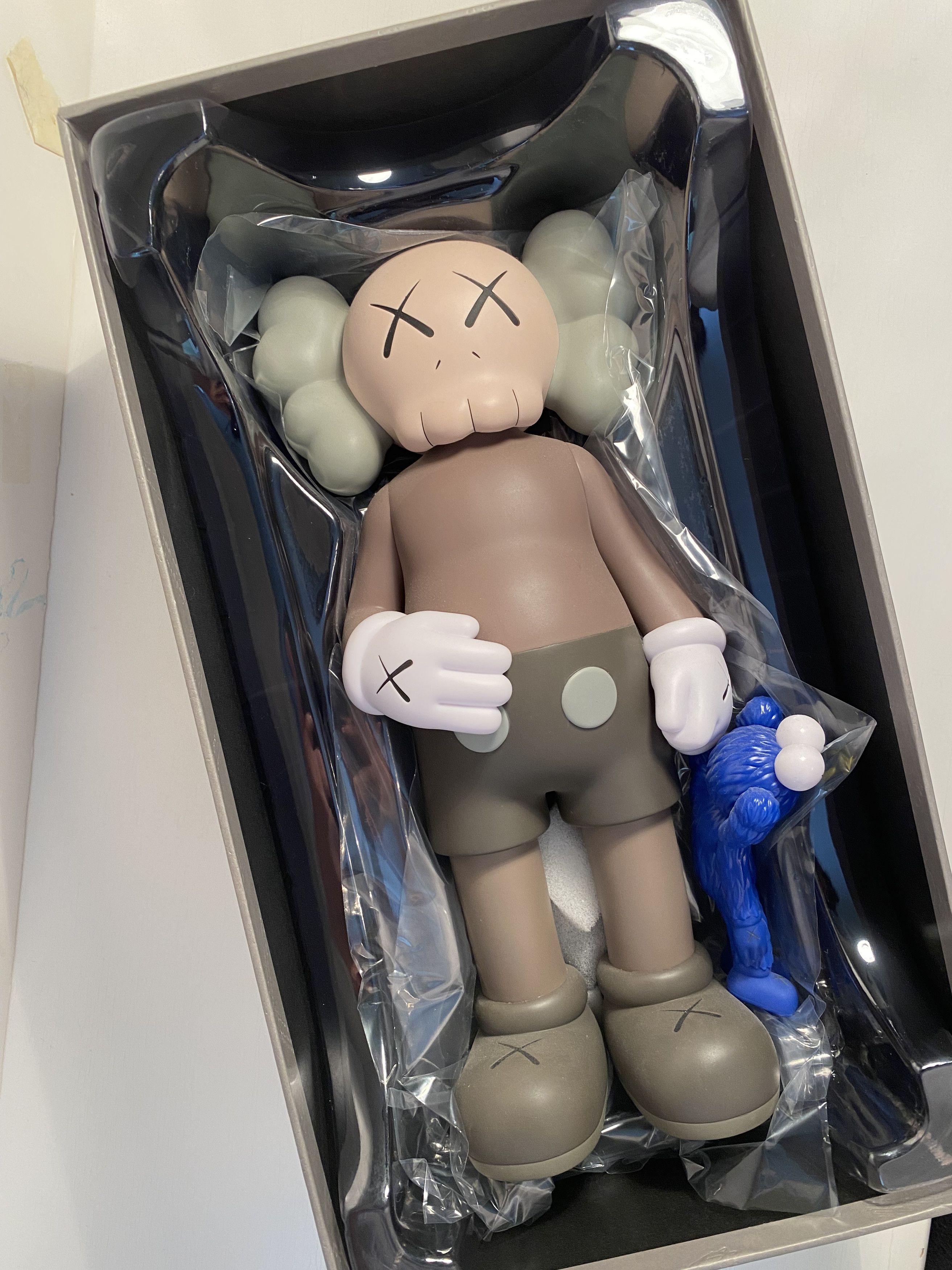Kaws KAWS 'Share' Vinyl Figure Size ONE SIZE - 6 Thumbnail