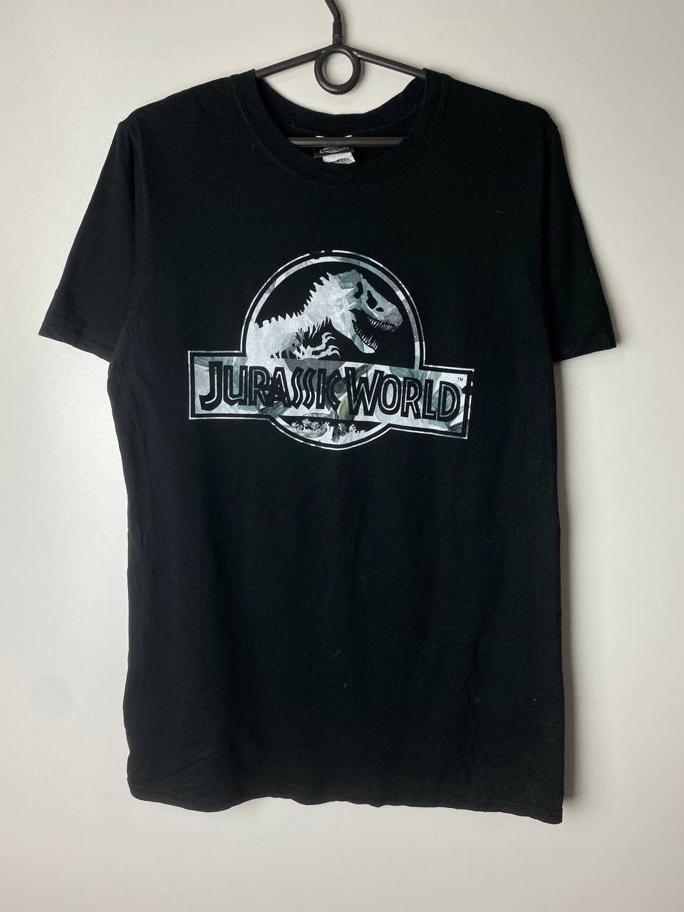 Vintage Jurassic World vintage t-shirt size M Size US M / EU 48-50 / 2 - 1 Thumbnail
