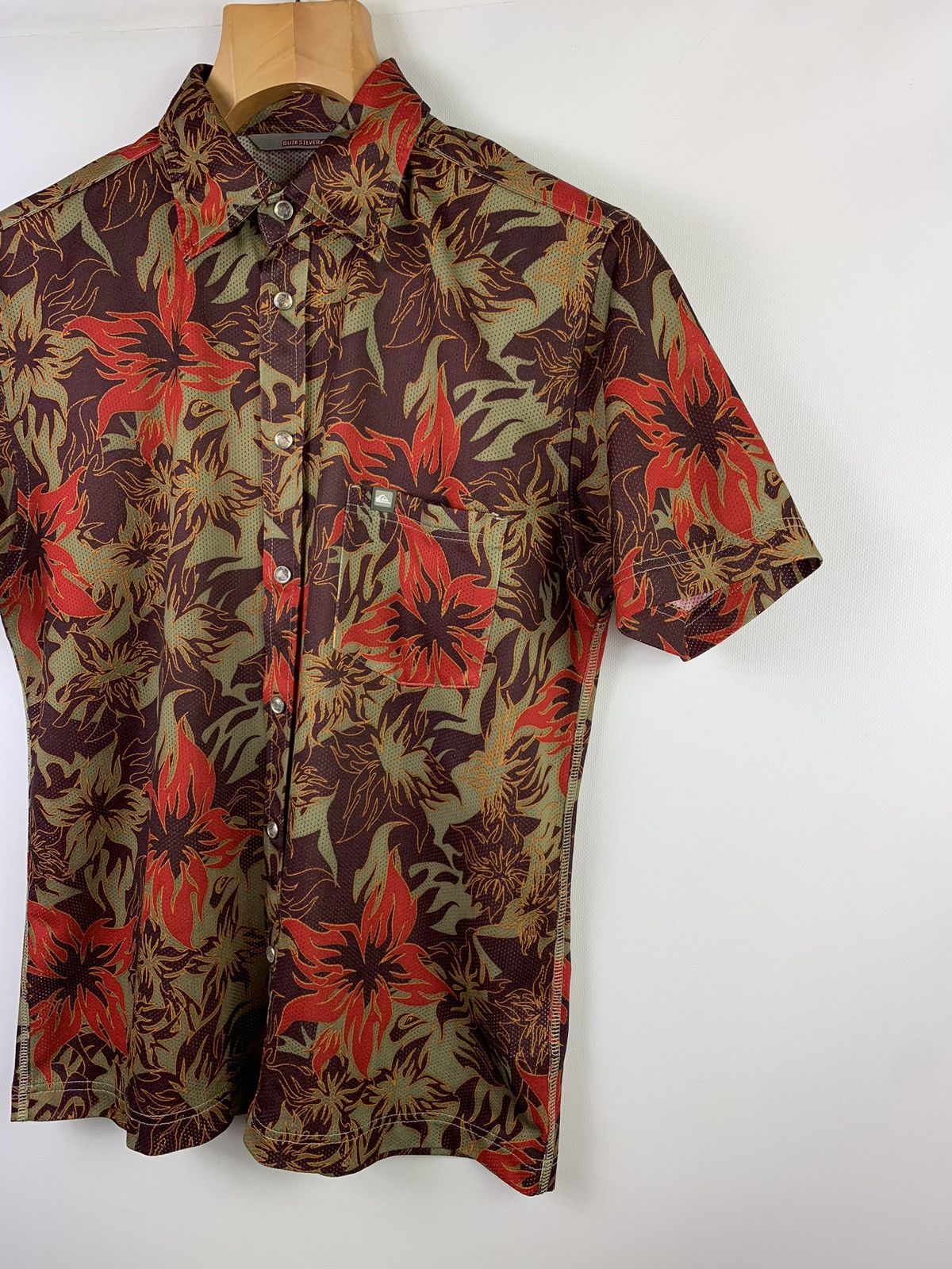 Quicksilver Quicksilver men’s vintage hawaiian short sleeve shirt size S Size US S / EU 44-46 / 1 - 2 Thumbnail