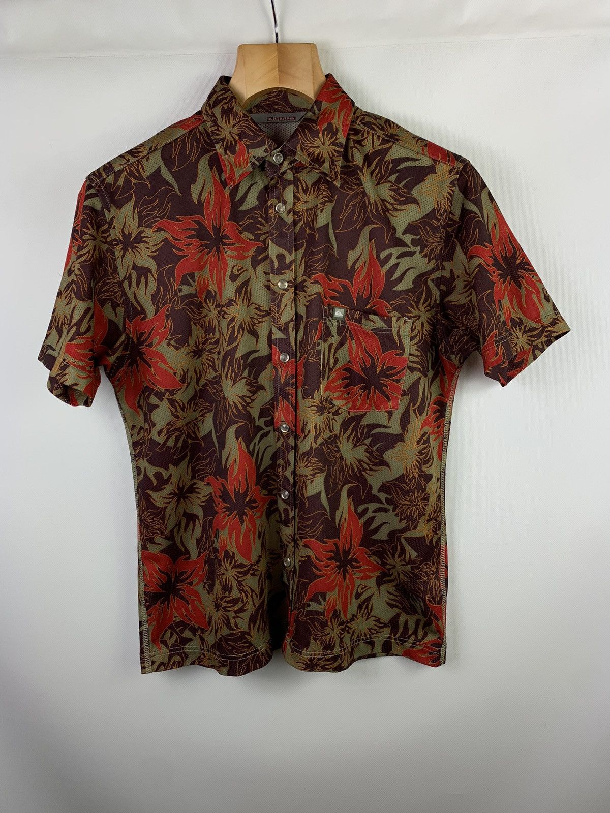 Quicksilver Quicksilver men’s vintage hawaiian short sleeve shirt size S Size US S / EU 44-46 / 1 - 1 Thumbnail