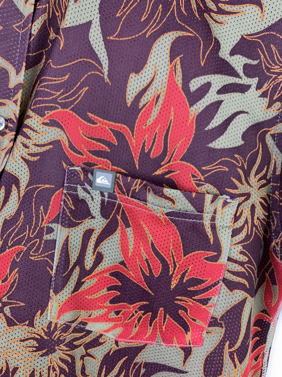 Quicksilver Quicksilver men’s vintage hawaiian short sleeve shirt size S Size US S / EU 44-46 / 1 - 5 Thumbnail