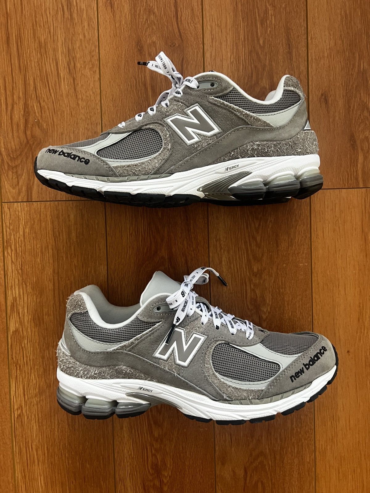 New Balance New Balance Invincible N.Hoolywood 2002R Gray Suede Size 10 ...