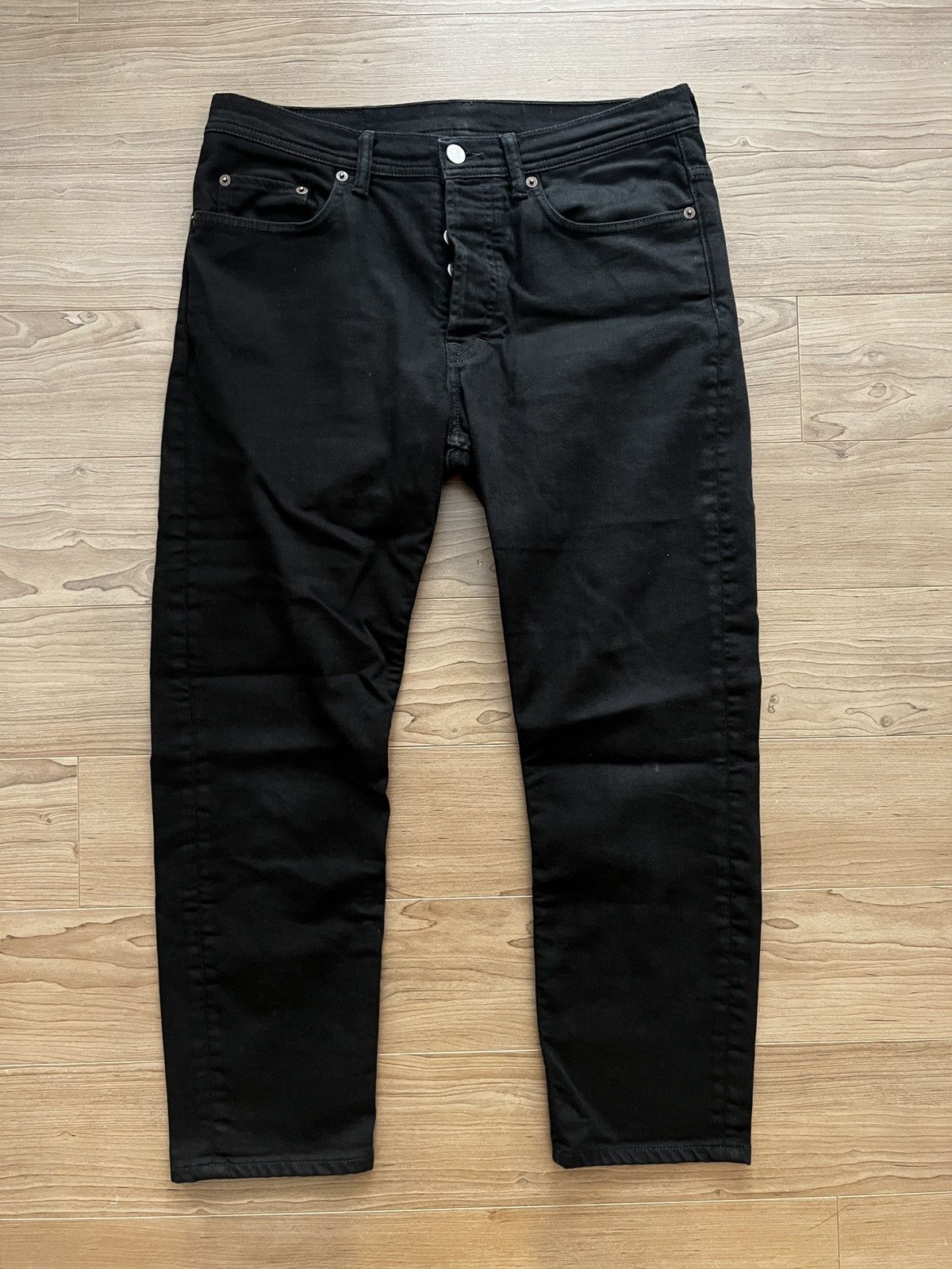 Acne Studios Acne Men Denim Jeans River in Stay Black 31 x 30 | Grailed