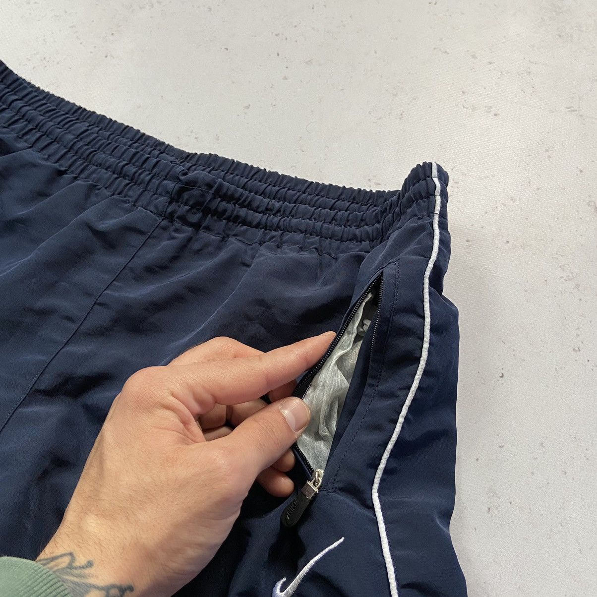 Nike Nike Track Vintage Pants Drill Y2K Swoosh Nylon Joggers Logo Size US 30 / EU 46 - 10 Thumbnail