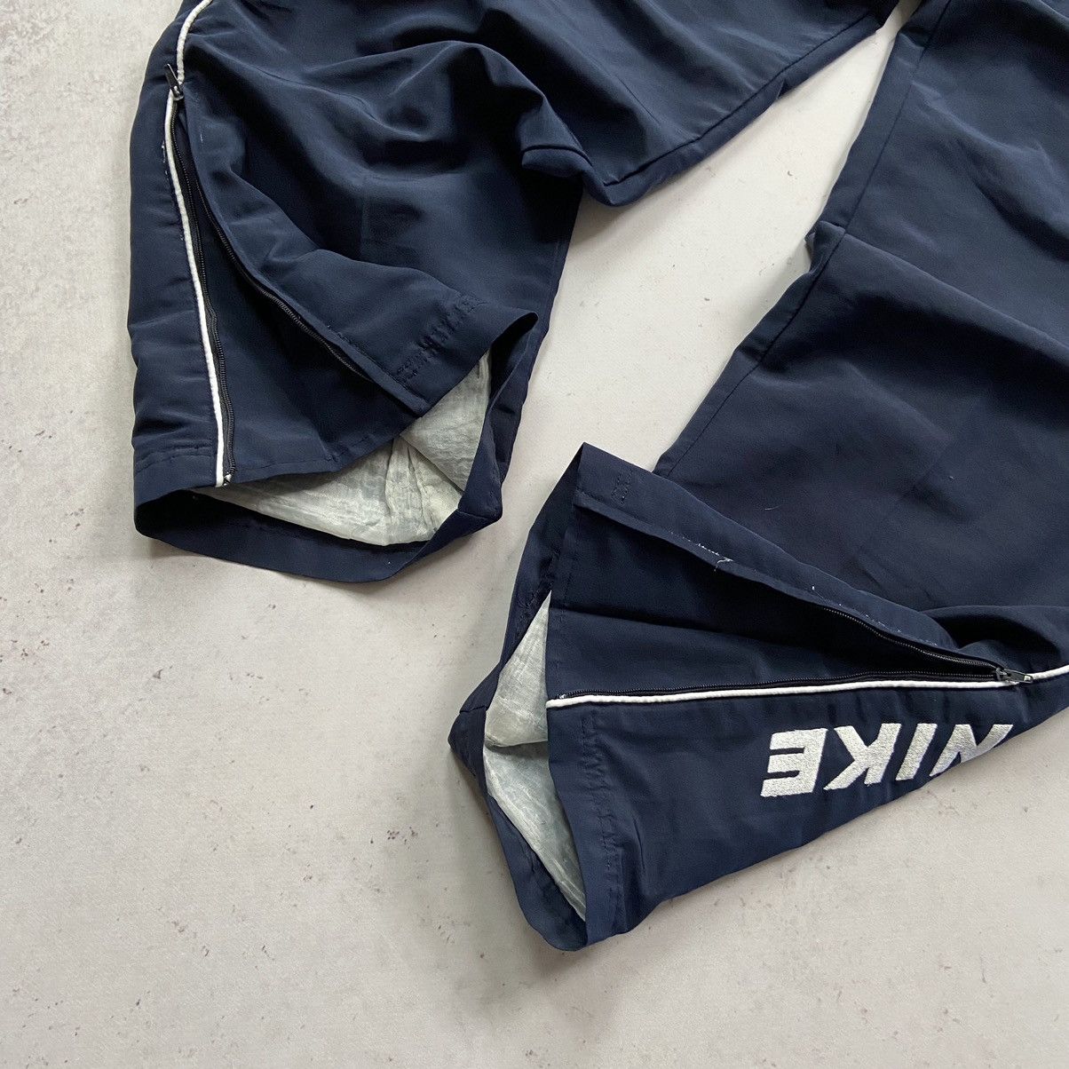 Nike Nike Track Vintage Pants Drill Y2K Swoosh Nylon Joggers Logo Size US 30 / EU 46 - 5 Thumbnail
