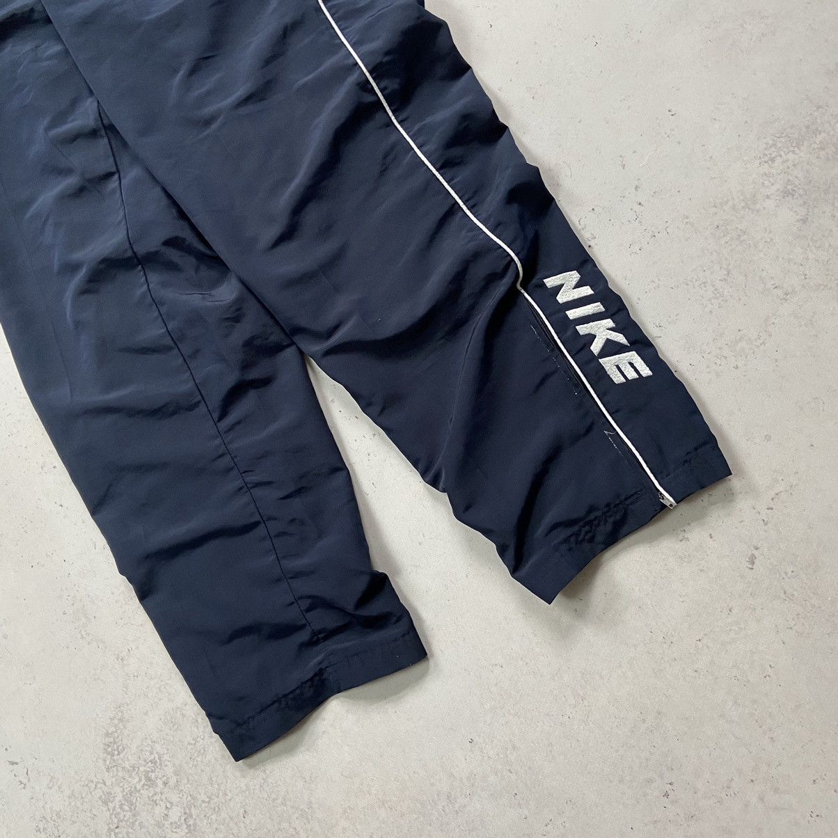 Nike Nike Track Vintage Pants Drill Y2K Swoosh Nylon Joggers Logo Size US 30 / EU 46 - 12 Thumbnail