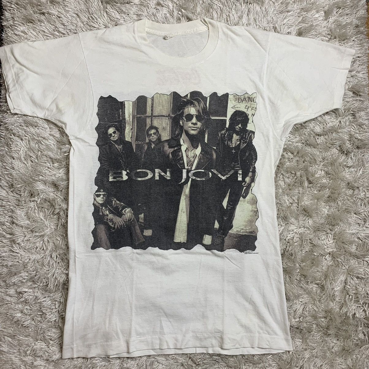 Band Tees VINTAGE BON JOVI 1992 Official Size US S / EU 44-46 / 1 - 1 Thumbnail