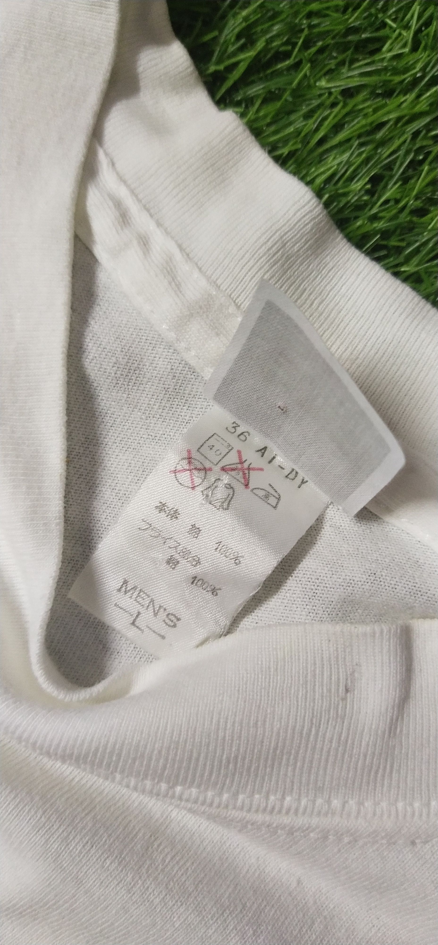 Japanese Brand Final drop Nike air jordan tshirt big logo michael jordan Size US L / EU 52-54 / 3 - 5 Thumbnail