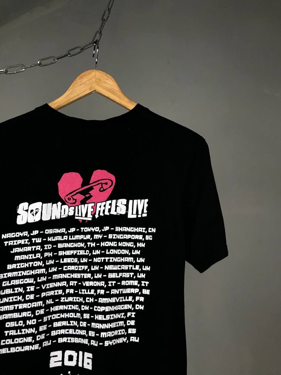 Band Tees × Vintage 5 seconds of summer vintage rock band tour tee Size US M / EU 48-50 / 2 - 6 Thumbnail