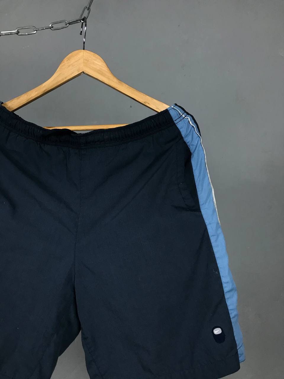 Nike × Vintage Nike swoosh streetwear vintage shorts Size US 32 / EU 48 - 2 Thumbnail