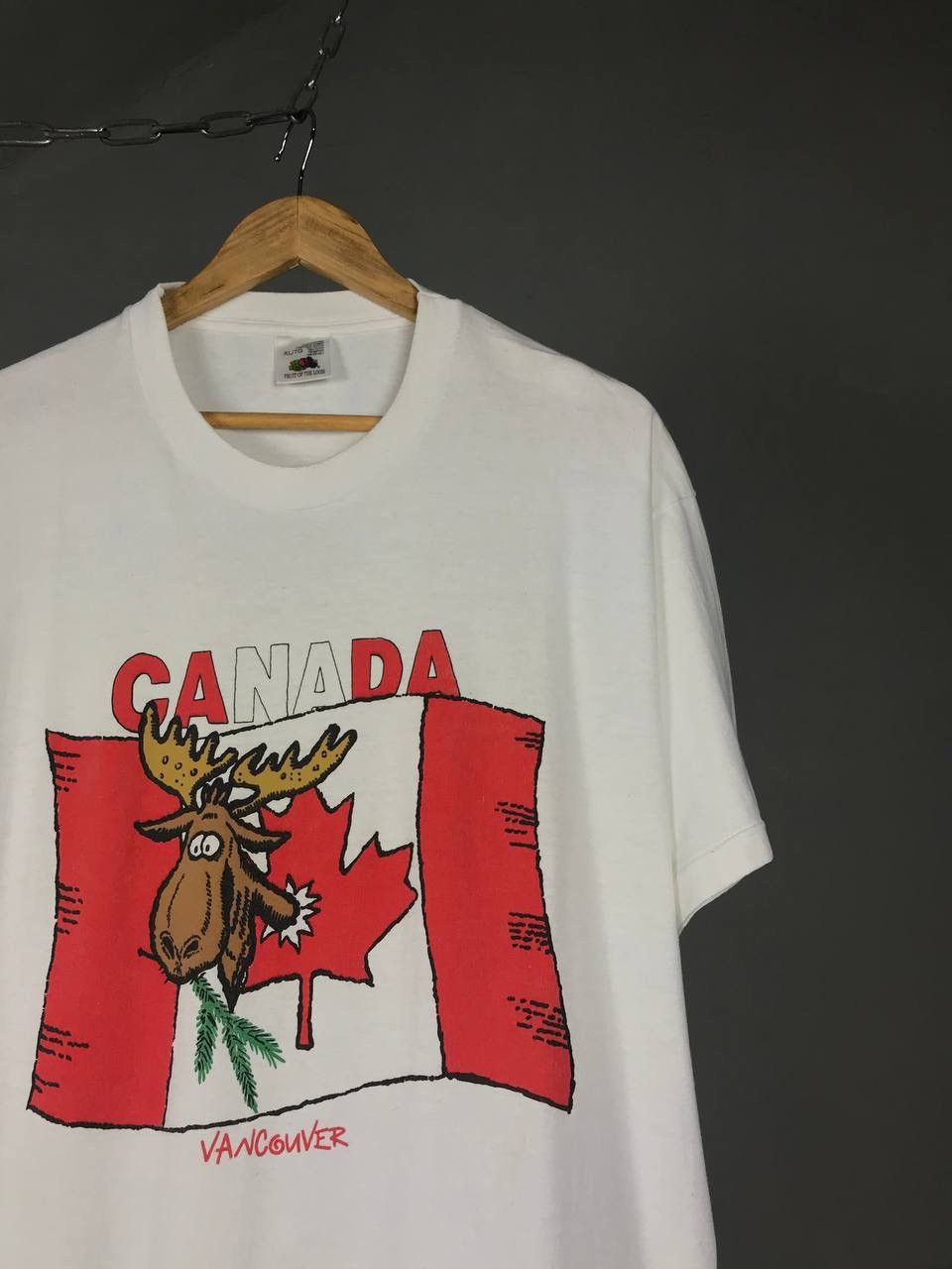 Vintage Vancouver Canada animal vintage made in Canada tee Size US XL / EU 56 / 4 - 2 Thumbnail