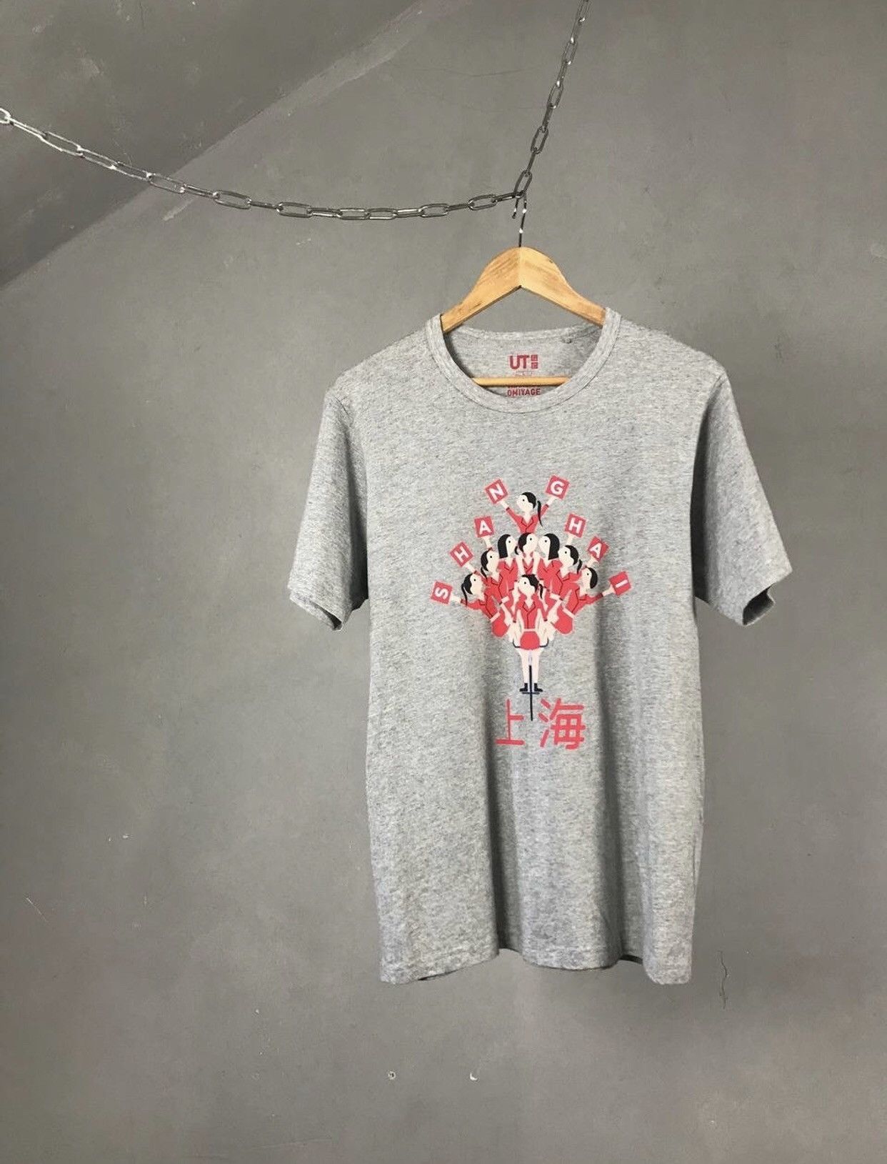 Japanese Brand × Uniqlo Shanghai Omiyage x Uniqlo Japanese brand streetwear tee Size US L / EU 52-54 / 3 - 1 Thumbnail