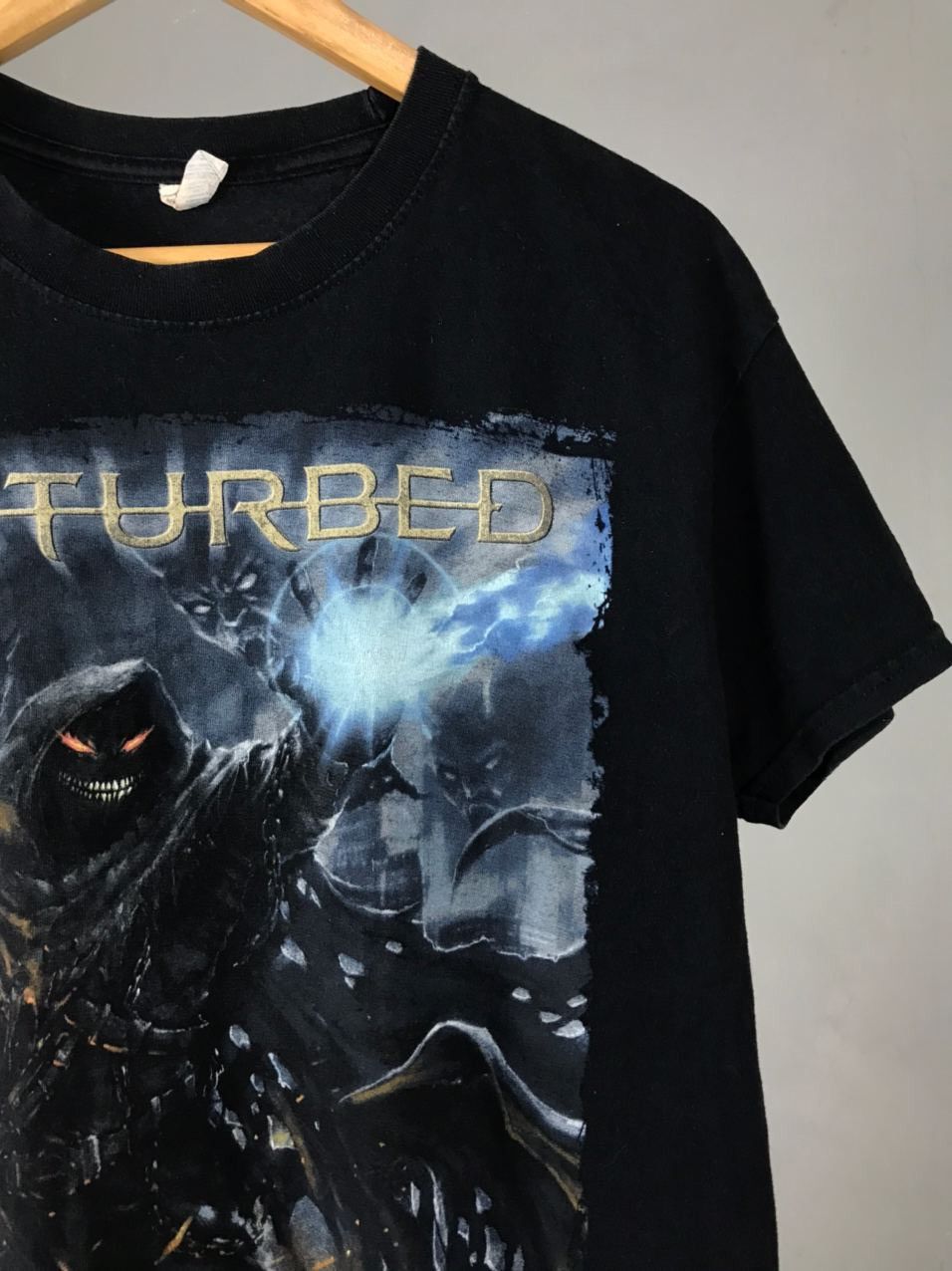 Band Tees Disturbed 2015 vintage rock band tee Size US M / EU 48-50 / 2 - 2 Thumbnail