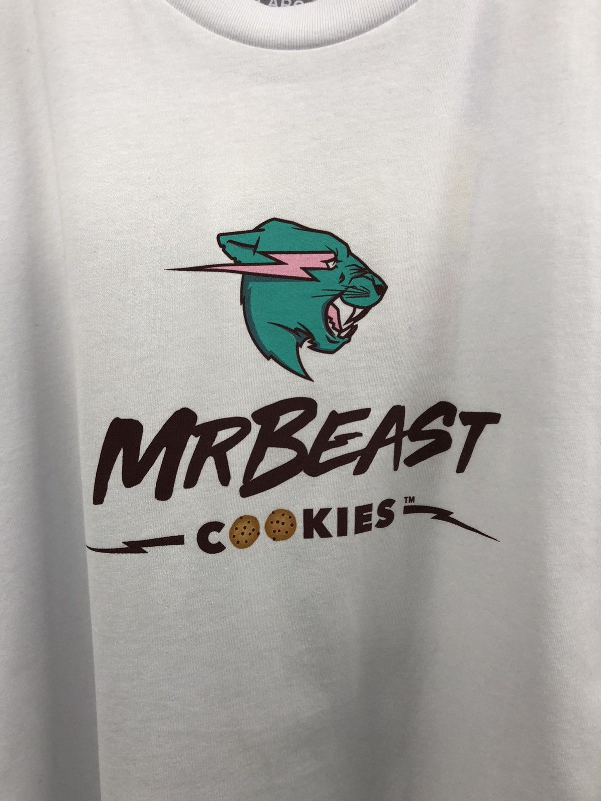 Other Mr. Beast Cookies Feast White T-Shirt 2XL Size US XXL / EU 58 / 5 - 4 Thumbnail