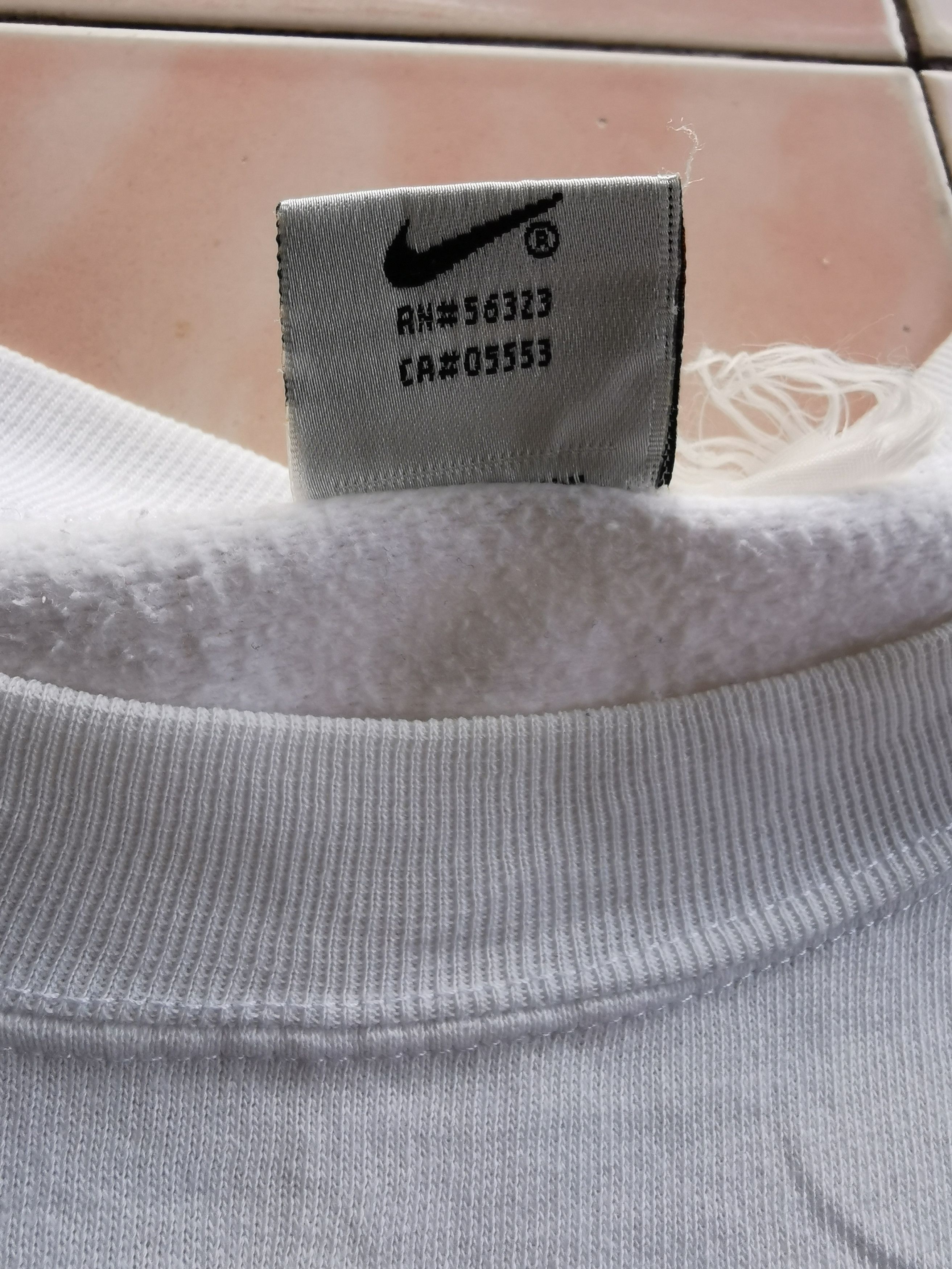 Nike Vintage 90's Nike White Tag Sweatshirt Size US L / EU 52-54 / 3 - 8 Thumbnail