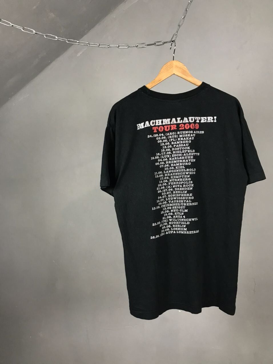 Band Tees Die Toten Hosen 2009 Vintage Band Tour Tee Size US L / EU 52-54 / 3 - 6 Thumbnail