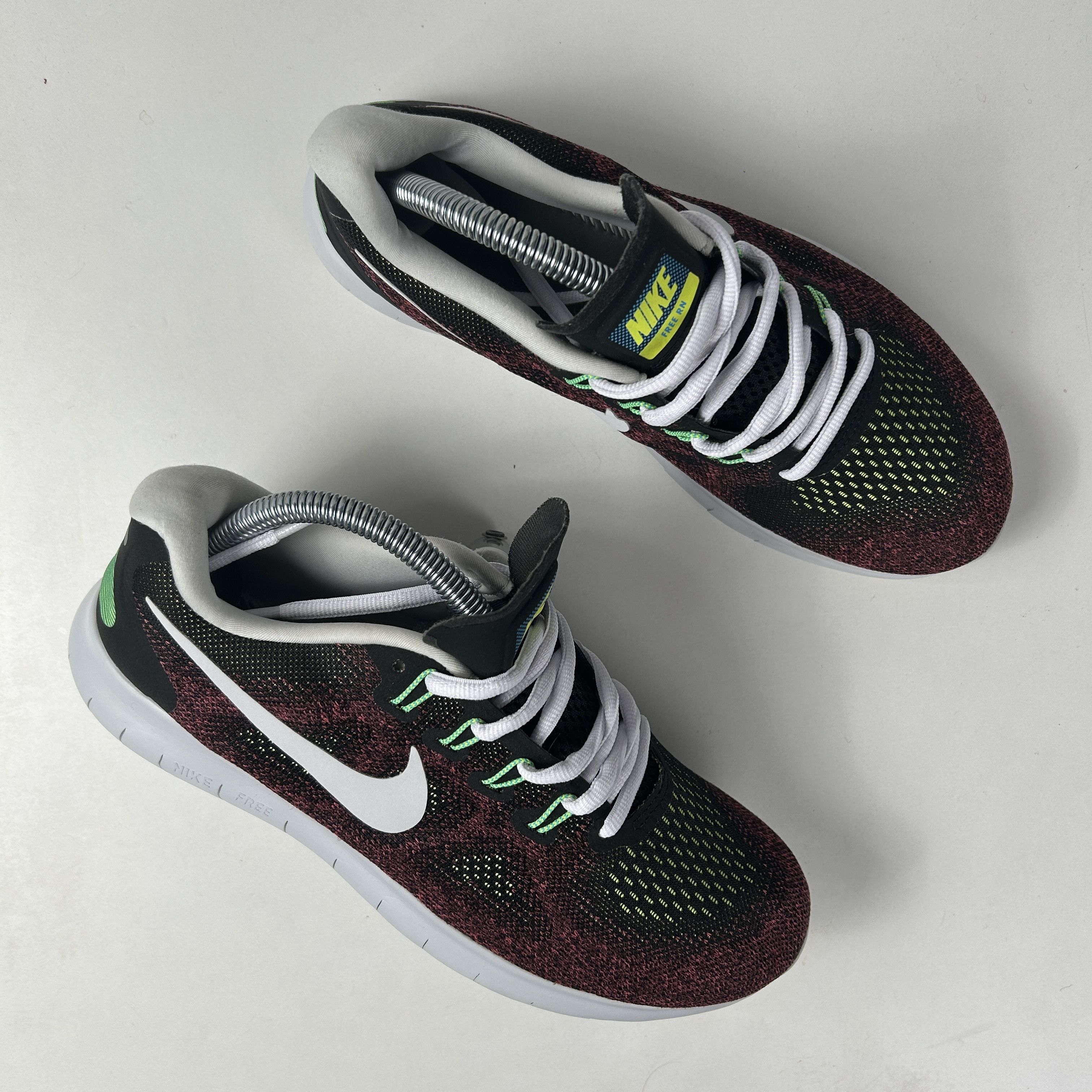 Nike Nike Free RN EU 38,5 Size US 7 / IT 37 - 1 Thumbnail