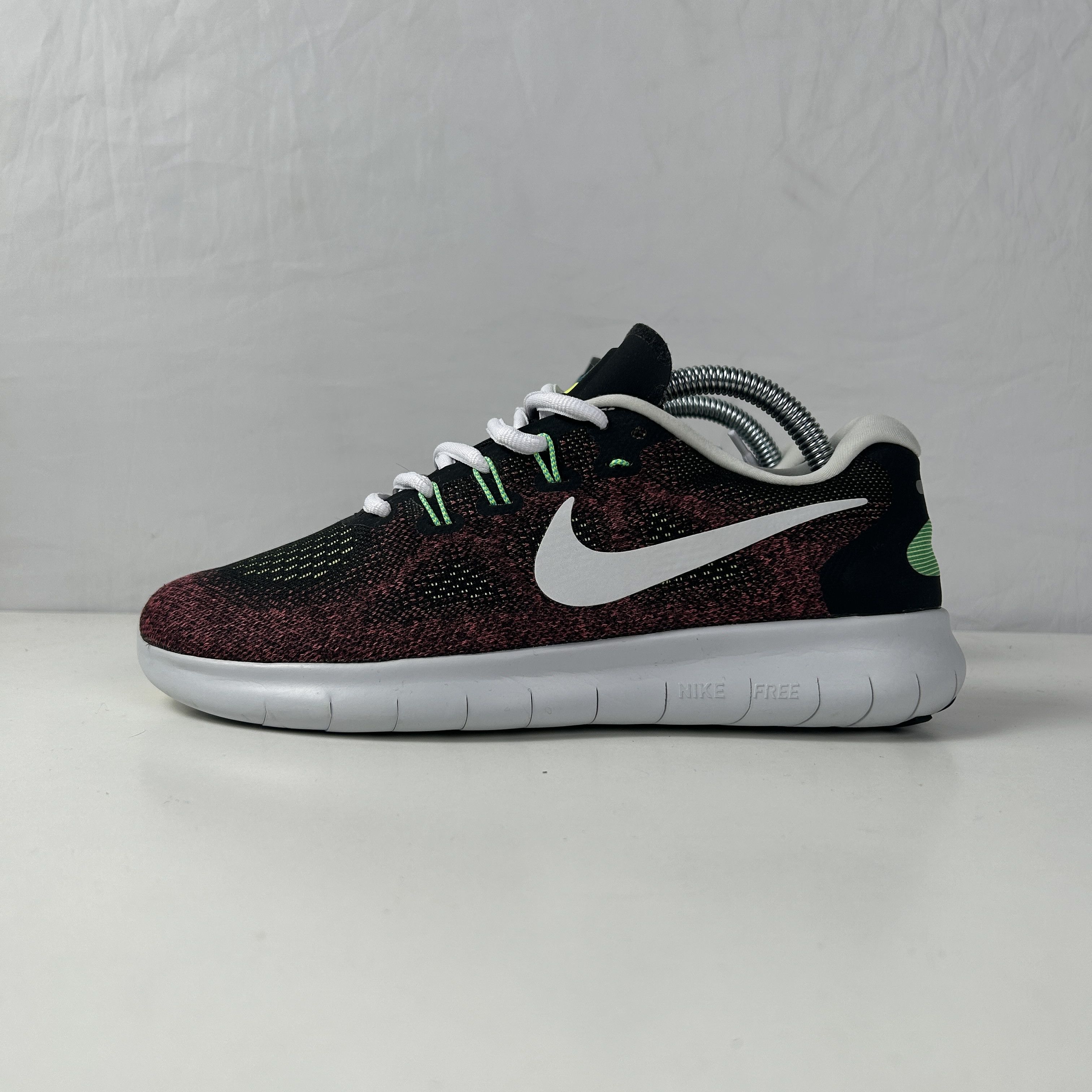 Nike Nike Free RN EU 38,5 Size US 7 / IT 37 - 5 Thumbnail