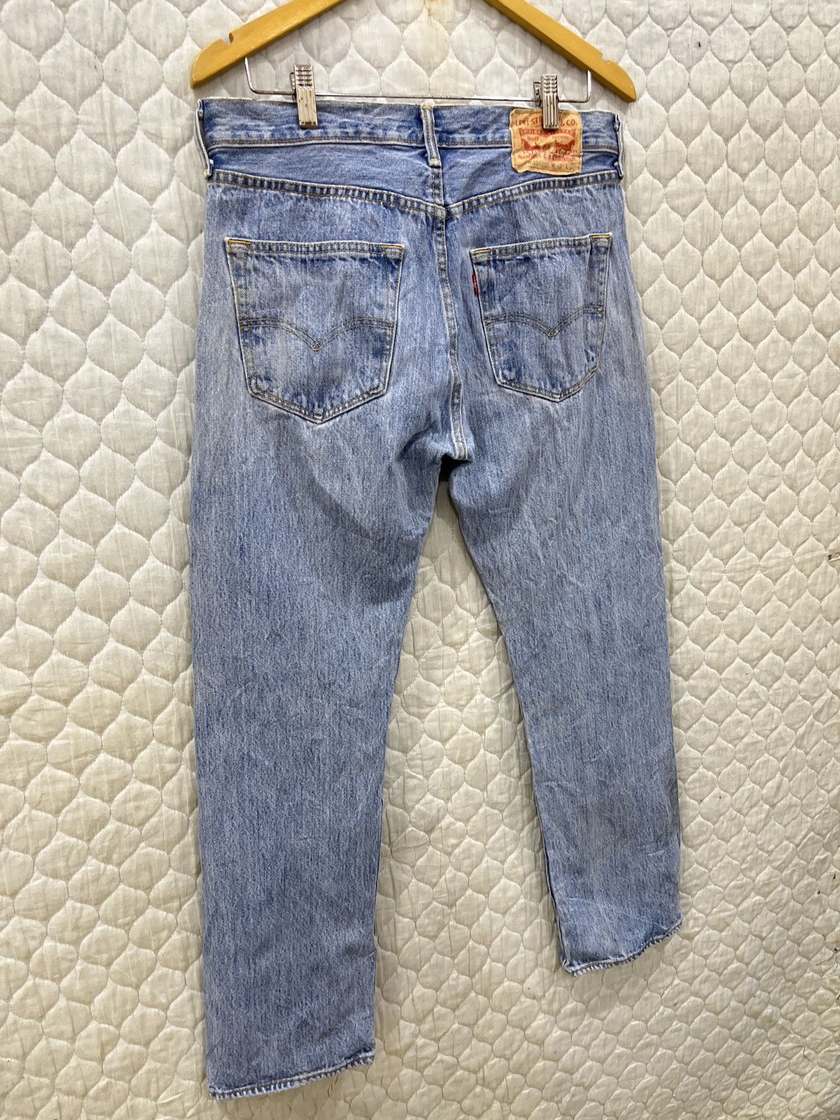 Levi's (Dddd). LEVIS 501 DISTRESSED DENIM Size US 33 - 6 Thumbnail