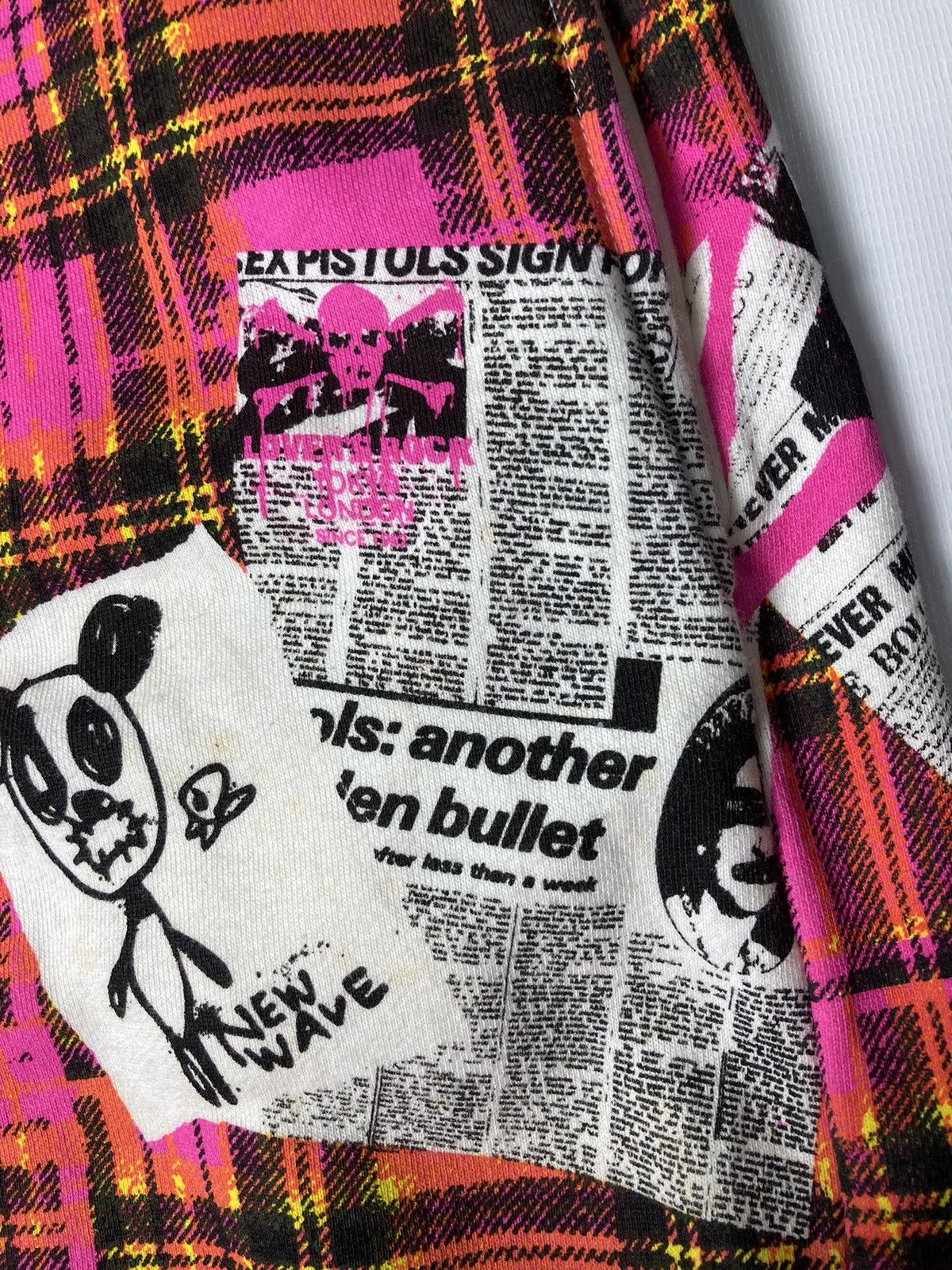 Japanese Brand Super Lovers Tokyo Sex Pistol News Paper hoodie Size US XL / EU 56 / 4 - 7 Thumbnail