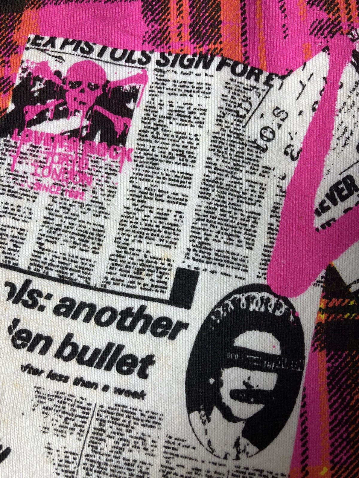 Japanese Brand Super Lovers Tokyo Sex Pistol News Paper hoodie Size US XL / EU 56 / 4 - 6 Thumbnail
