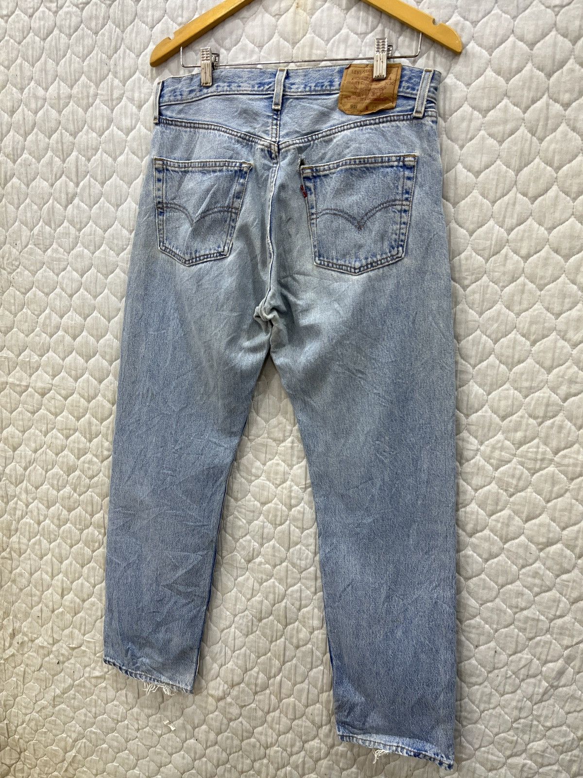 Levi's (Dddd). VINTAGE LEVIS 501 DISTRESSED DENIM Size US 32 / EU 48 - 3 Thumbnail