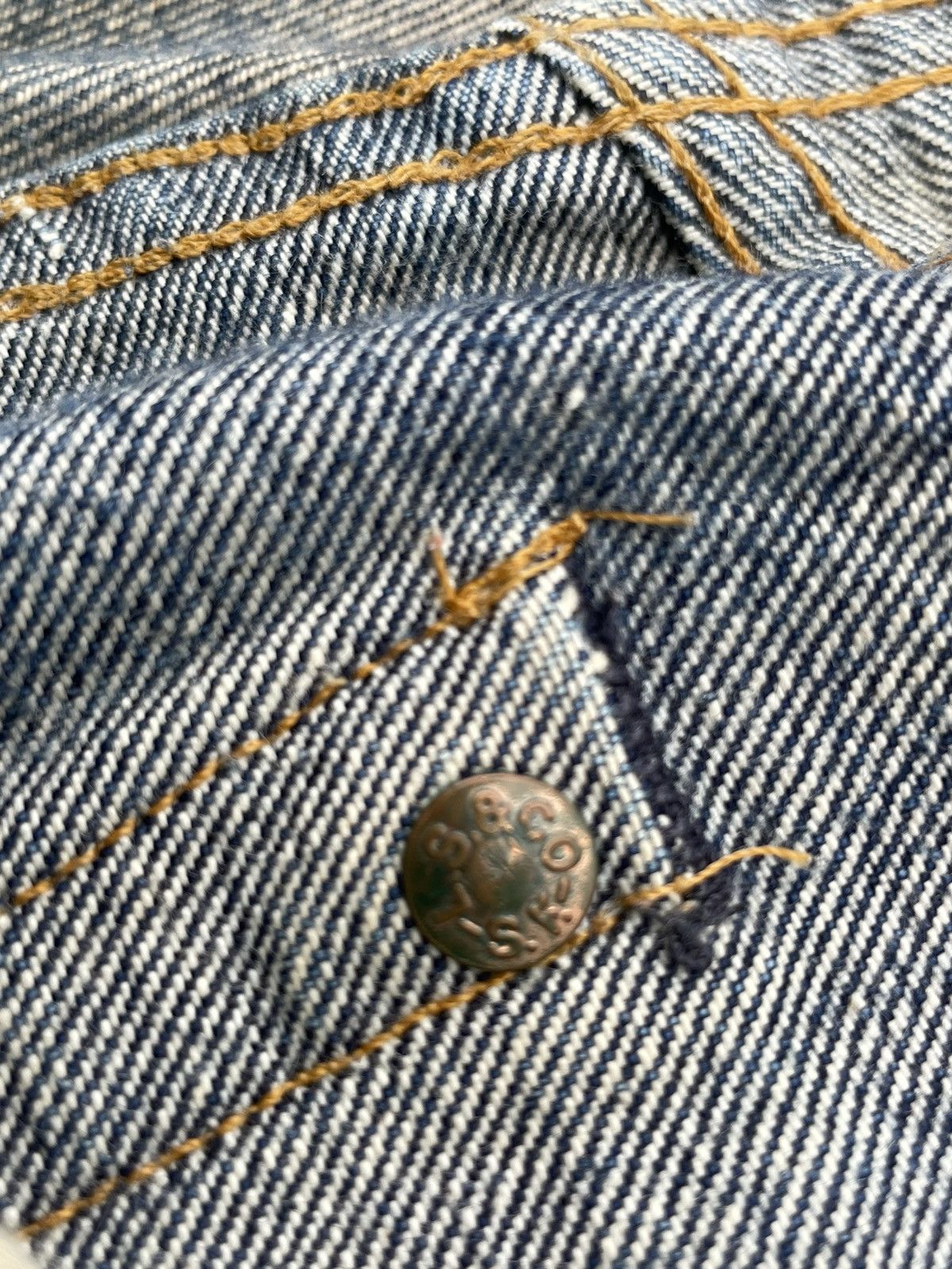 Levi's Vintage Levi’s 1998 201XX E 1937 Selvedge Distressed Denim Size US 30 / EU 46 - 21 Thumbnail