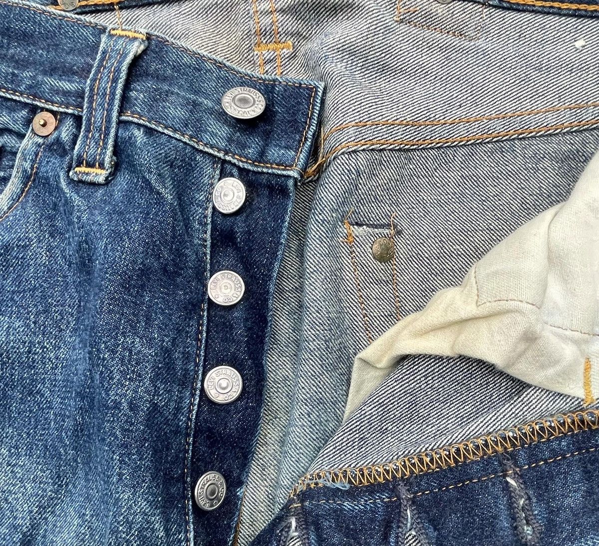 Levi's Vintage Levi’s 1998 201XX E 1937 Selvedge Distressed Denim Size US 30 / EU 46 - 9 Thumbnail