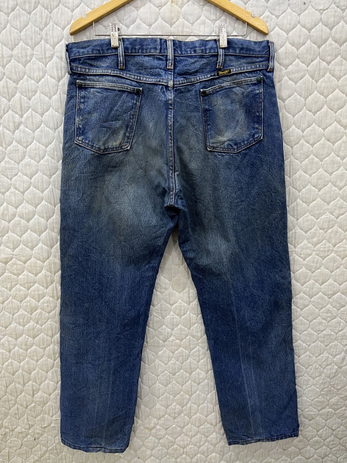 Vintage (Dddd). VINTAGE WRANGLER DISTRESSED DENIM Size US 37 - 2 Thumbnail