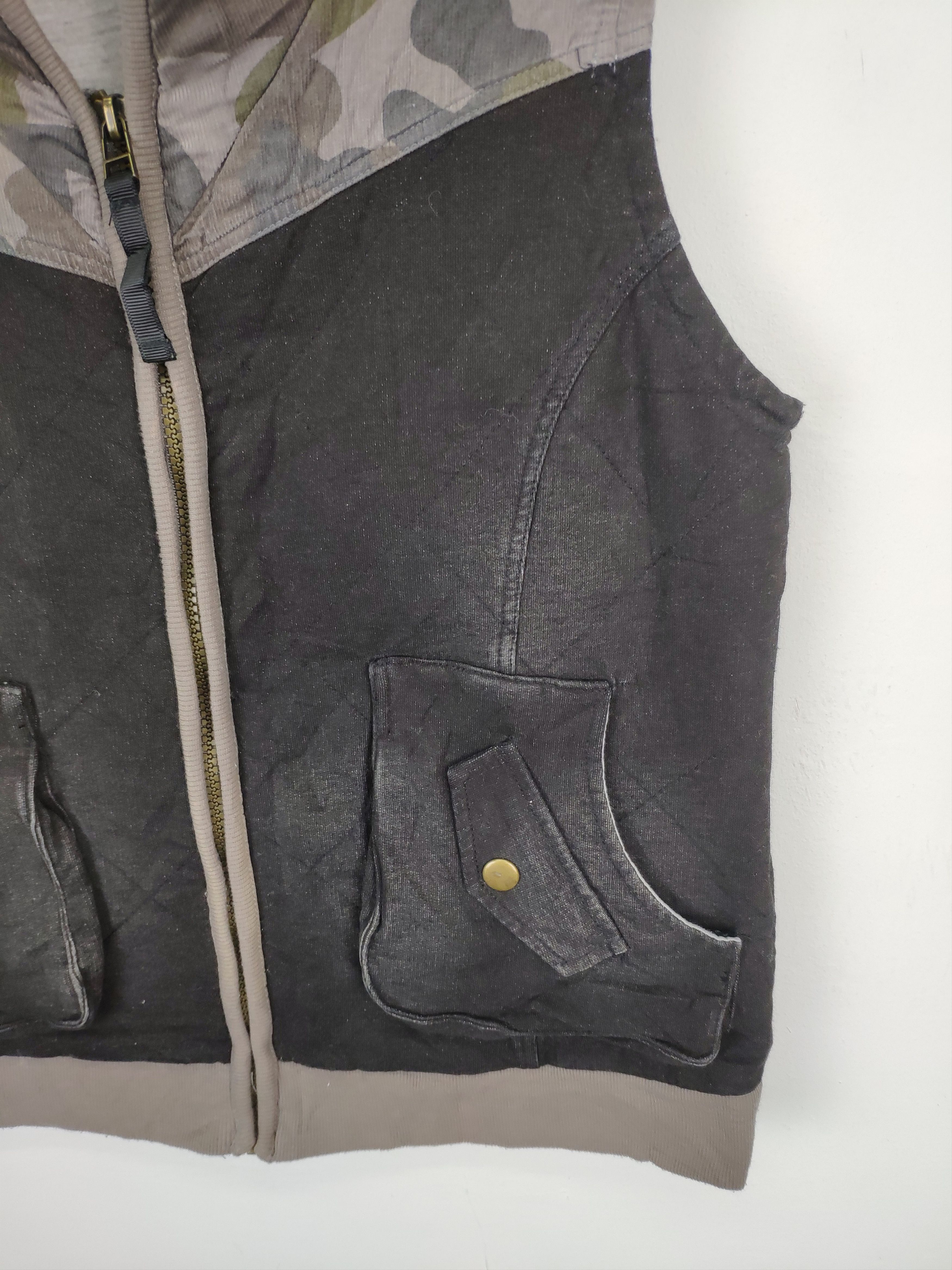 Japanese Brand × Vintage Vintage Camo Vest Japanese Unbranded Size S / US 4 / IT 40 - 7 Thumbnail