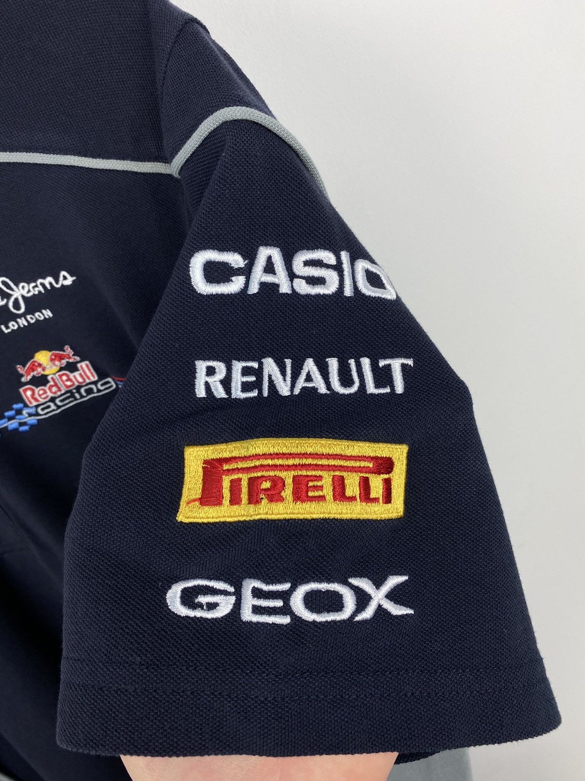 Formula 1 Pepe Jeans Infinity Red Bull Racing Polo T Shirt Ferrari BMW Size US L / EU 52-54 / 3 - 5 Thumbnail