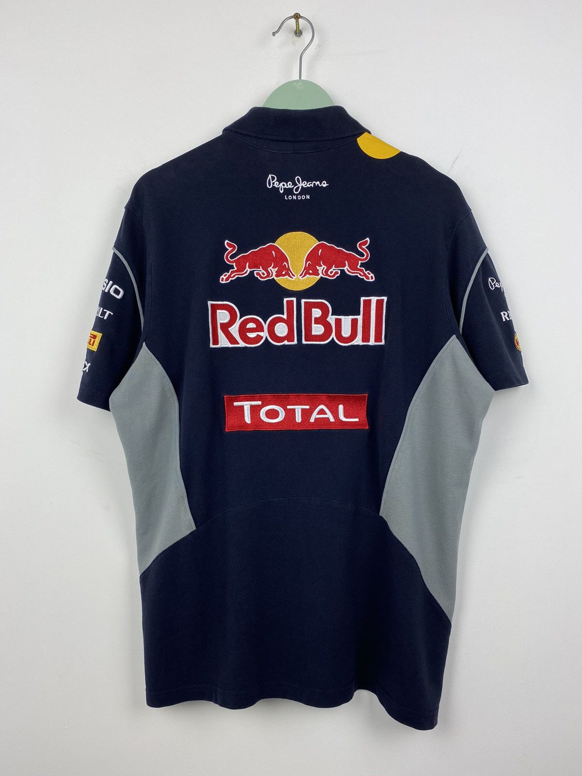 Formula 1 Pepe Jeans Infinity Red Bull Racing Polo T Shirt Ferrari BMW Size US L / EU 52-54 / 3 - 1 Thumbnail